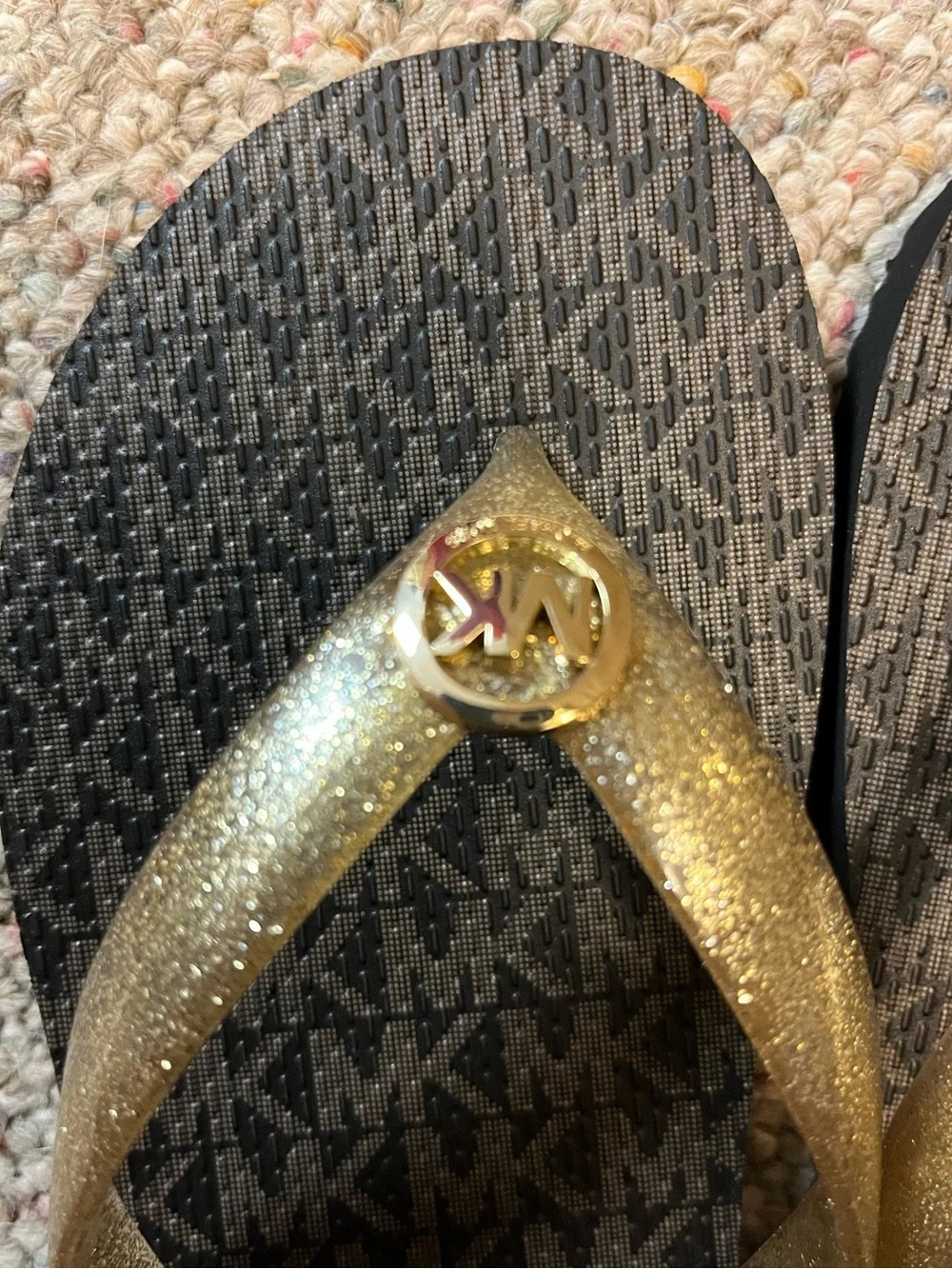 🆕 MICHAEL Michael Kors Glitter Logo Flip Flops